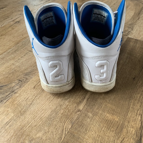 Jordan Flight 5 PRM - Picture 2 of 2